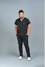 UNIFORME-FASTER-PARA-HOMBRE-NEGRO-TSL-4-scaled--1-.webp