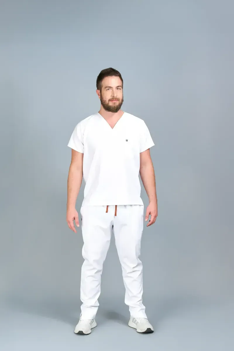 UNIFORME-ATHLETIC-PARA-HOMBRE-WHITE-2-scaled.webp