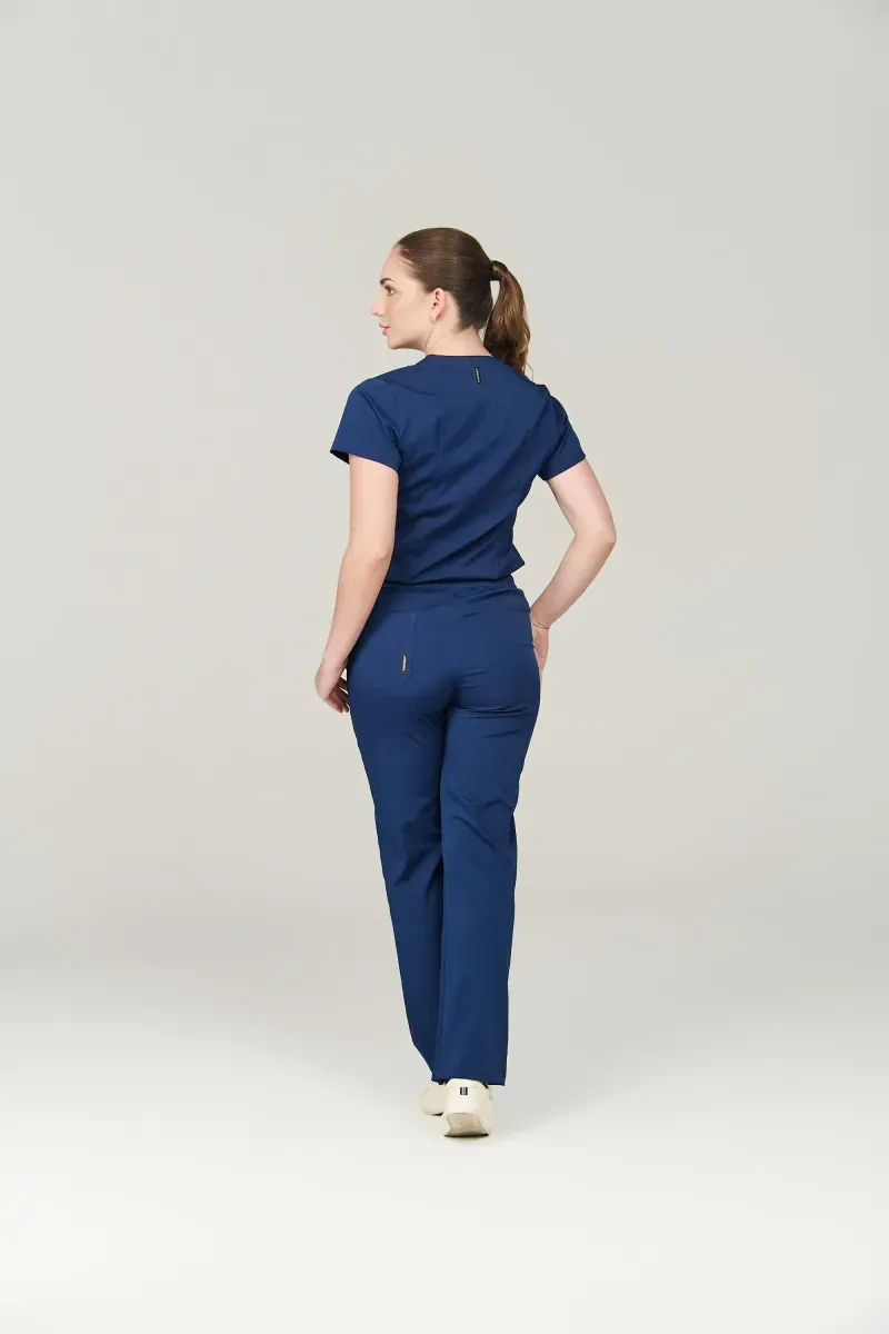 Uniforme-Mujer-Azul-Dia-Fixer-4.webp