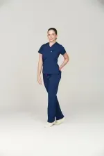 Uniforme-Mujer-Azul-Dia-Fixer-6.webp