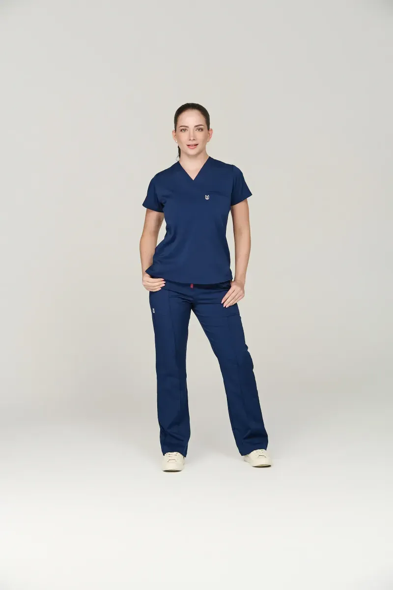 Uniforme-Mujer-Azul-Dia-Fixer-9.webp